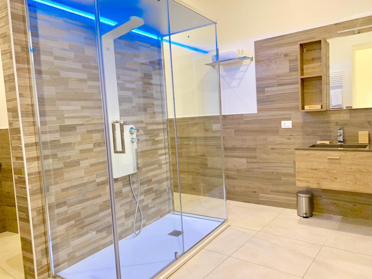 Napoli Squares Suites Luaran gambar