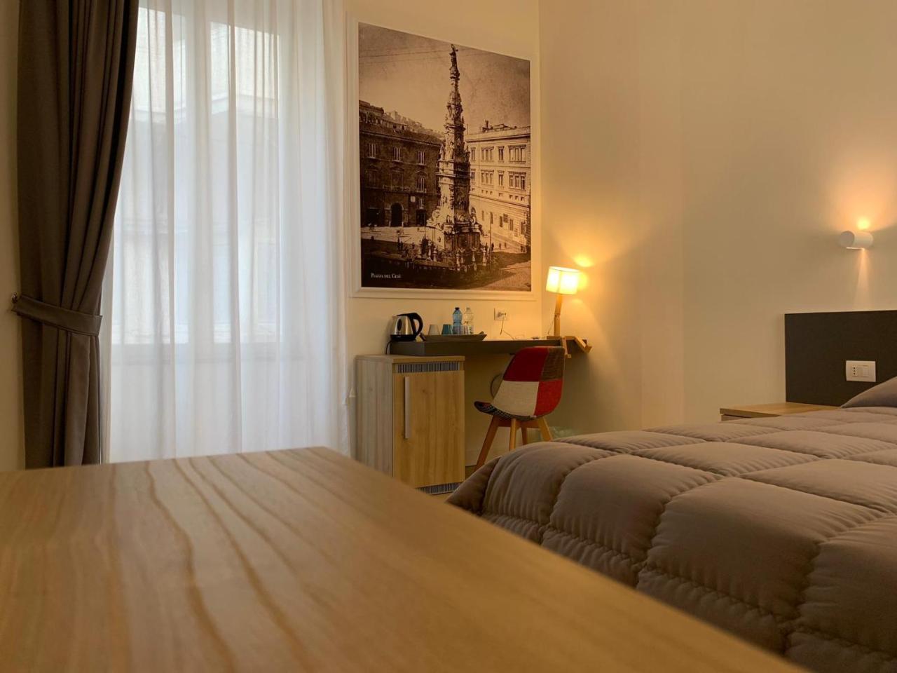 Napoli Squares Suites Luaran gambar