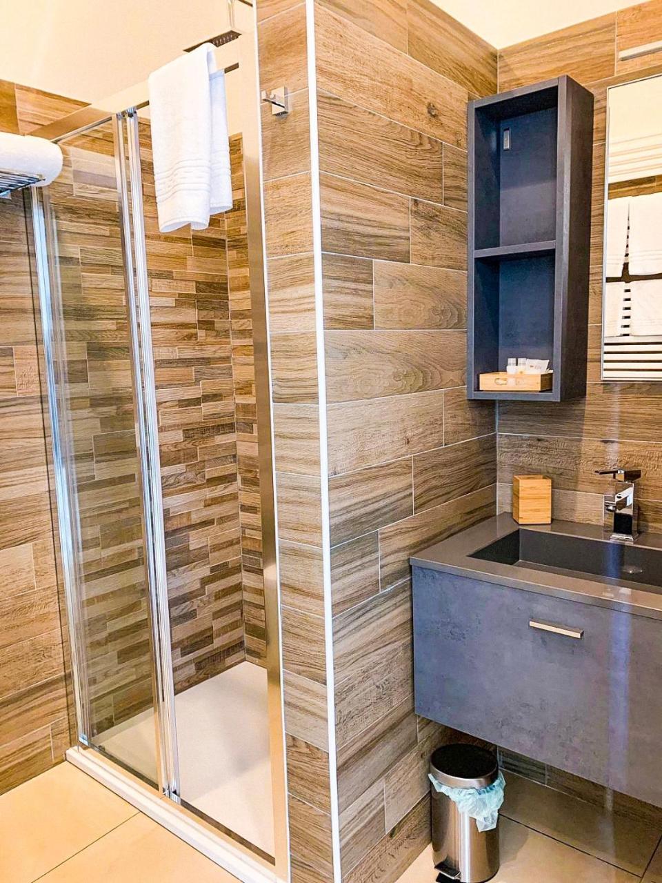 Napoli Squares Suites Luaran gambar