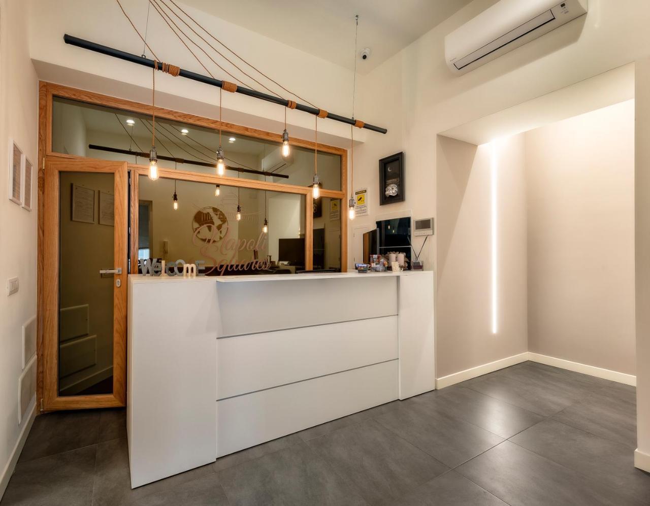 Napoli Squares Suites Luaran gambar