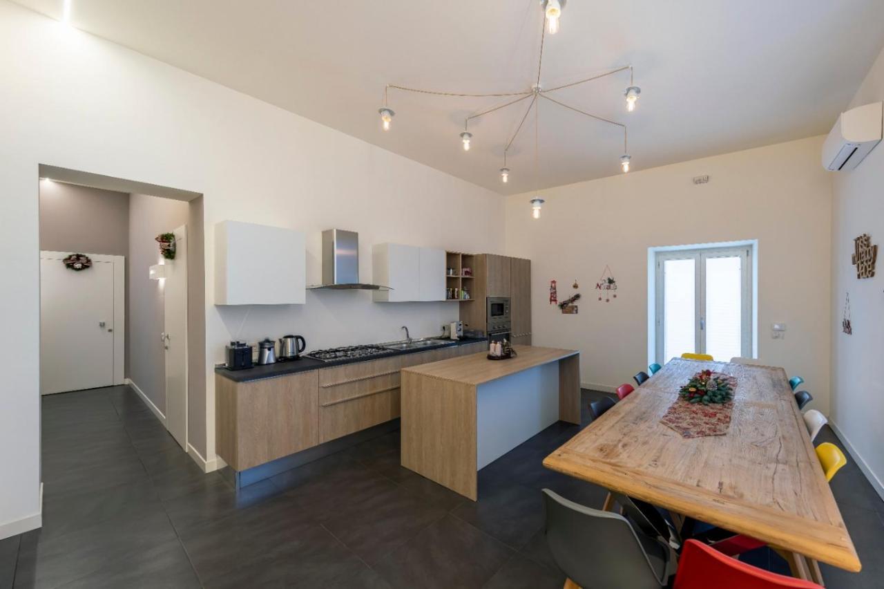 Napoli Squares Suites Luaran gambar