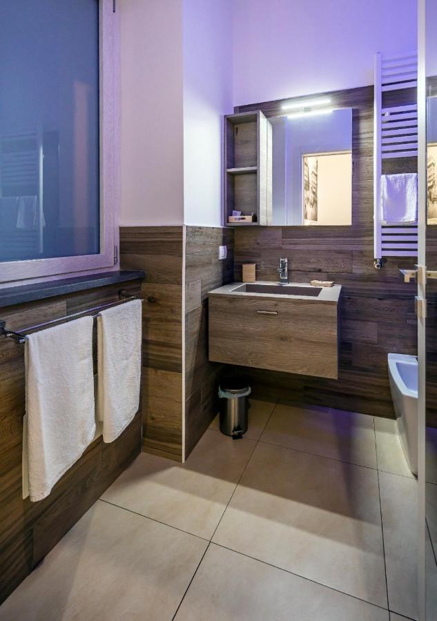 Napoli Squares Suites Luaran gambar